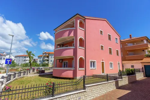 Nice Apartment Only 500m From the Beach