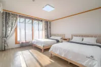 Daebudo Siesta Pension Отели в г. 