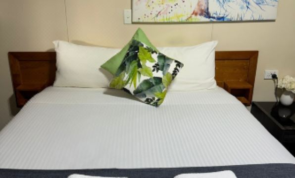 Cattle Camp Motel - Housity