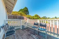 Peaceful retreat near the redwoods, ocean, and golf course! Hotel a Bayview