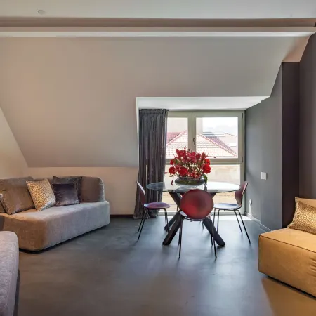 Massimo Foyer 53 by Wonderful Italy