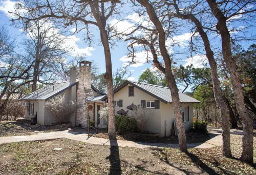 Hill Country Retreat 2 Bedroom 2 Bath