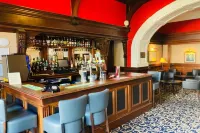 Adamton Country House Hotel - bar