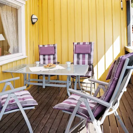 6 person holiday home in ULLARED