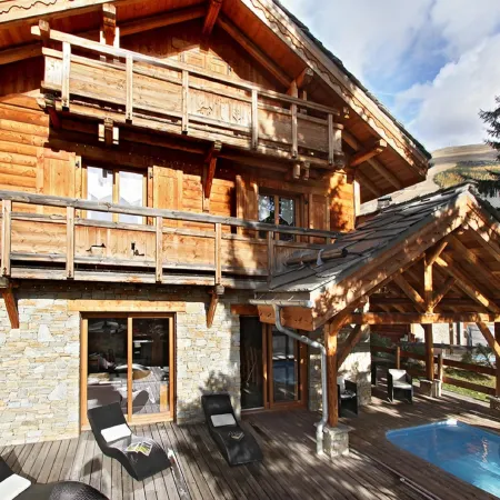 Chalet in Les Deux Alpes with Private Pool
