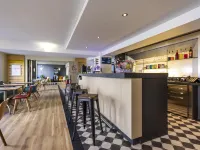ibis Rochefort Hotels in Pont-l'Abbe-d'Arnoult