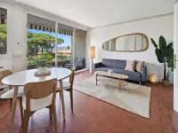 Apt 2BR/4P-Balcony Saint-Tropez