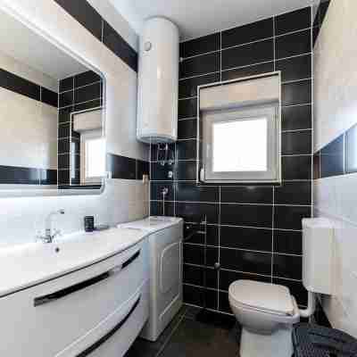 Villa Camellia - Two Bedroom Villa with swimming pool Rooms