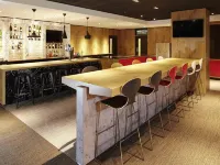 Ibis London Thurrock M25 - Bãi đậu xe