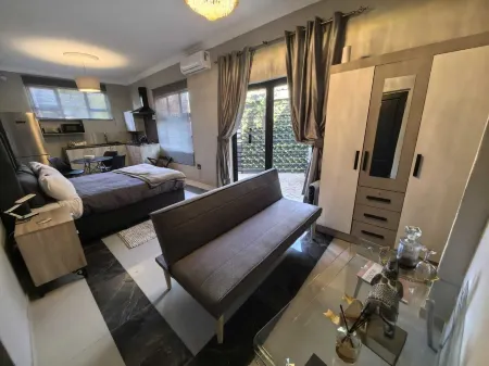 Bryanston Palms Accommodation
