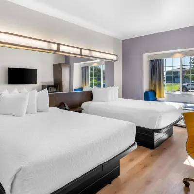Microtel Inn & Suites by Wyndham Conway Hotels near Hendrix College