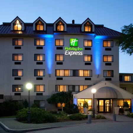 Holiday Inn Express BOSTON-WALTHAM by IHG