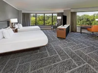 DoubleTree by Hilton Tulsa - Warren Place Hotels in Tulsa