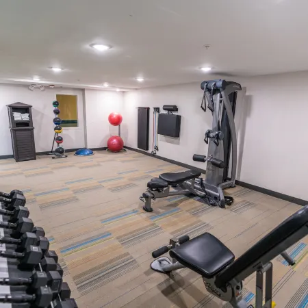 Holiday Inn Express & Suites NASHVILLE - BRENTWOOD I-65 by IHG