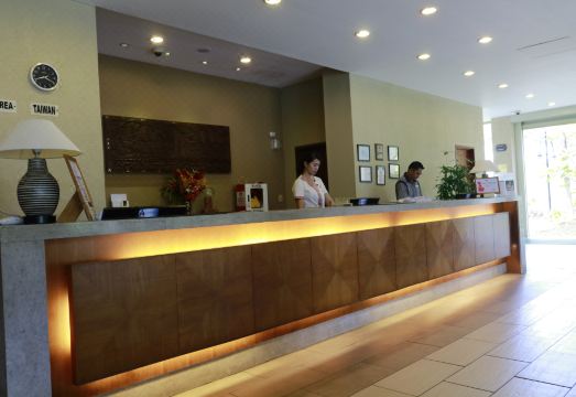 2. 팔라우 로열 리..