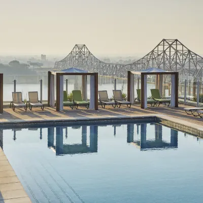 Four Seasons St. Louis Отели рядом с достопримечательностью «Казино и курортный отель Lumière Place»