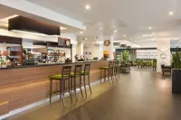 Holiday Inn Express LONDON - HEATHROW T5 by IHG