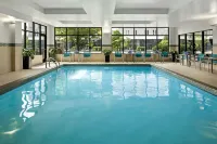TownePlace Suites Minneapolis Mall of America - مسبح