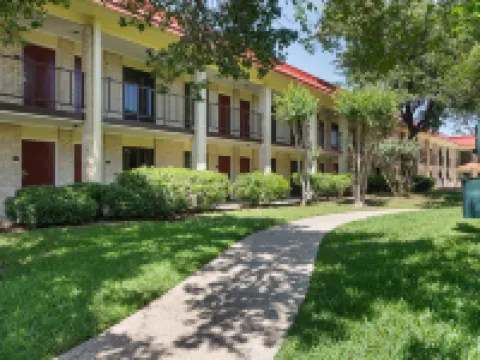 達拉斯艾迪生紅頂套房酒店 艾迪生酒店