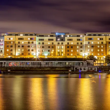 Hilton Garden Inn Dublin City Centre Отели в г. Дублин
