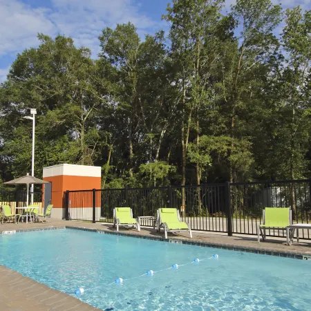 Holiday Inn Express & Suites COLUMBUS NORTH by IHG