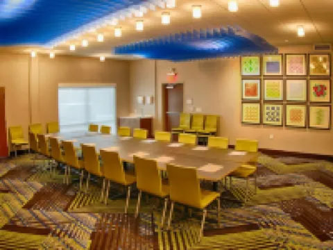 Holiday Inn Express & Suites DETROIT NORTH - ROSEVILLE by IHG Hotels in Macomb County