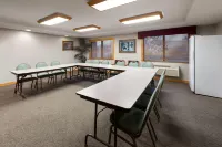 謝爾萊克山林小屋，Travelodge by Wyndham