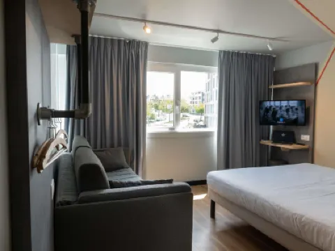 Ibis Budget Saint-Malo Centre โรงแรมใน