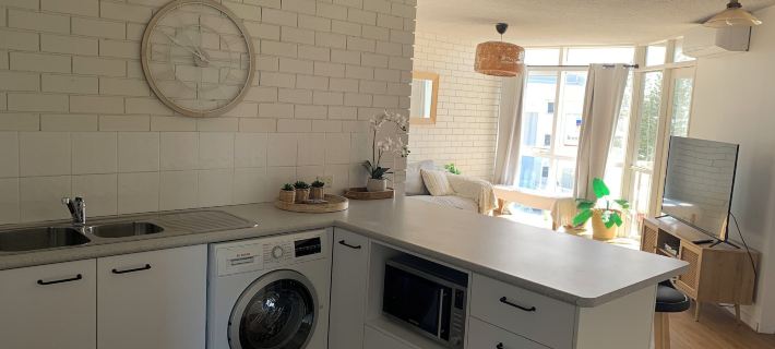 Northpoint Holiday Apartments Отели в г. Моолооолаба