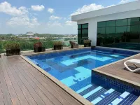 D'Summit Residences by Yml Home - Pools