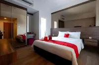 RedDoorz Apartment Near Exit Toll Colomadu Hotel a Gonilan