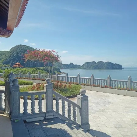 Catba Sunrise Hotel