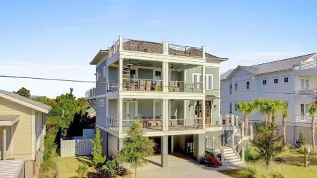 311 Carolina by Avantstay Rooftop Ocean Views w/ Pool