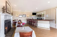 Traditions Hotel & Spa Johnson City - Binghamton, Ascend Hotel Collection - bar