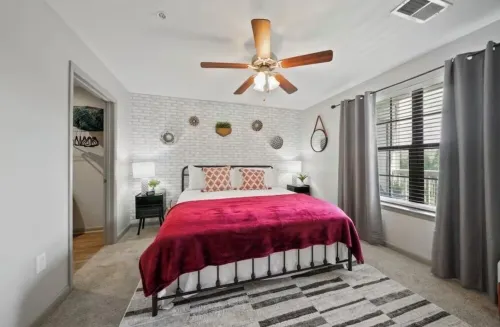 "Convenient UAH Student Haven/ 5 Mins from Campus" Gate 9 3 minutes