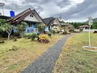 Lee Red House Hotels near We Ao Jark Bay and Beach