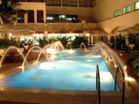 Four Points by Sheraton Dar es Salaam New Africa - Pools