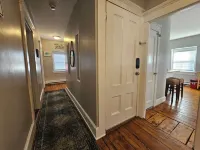 Alice Pet-Friendly Downtown Newport Rental with Parking