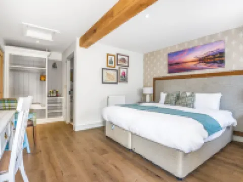 The Walhampton Arms Hotels in Lymington