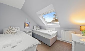 Charming Village Escape near Loch Lomond