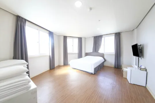 제주 오라스테이