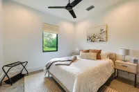 Contemporary Naples Home w/ Outdoor Kitchen & Pool - 3-Star