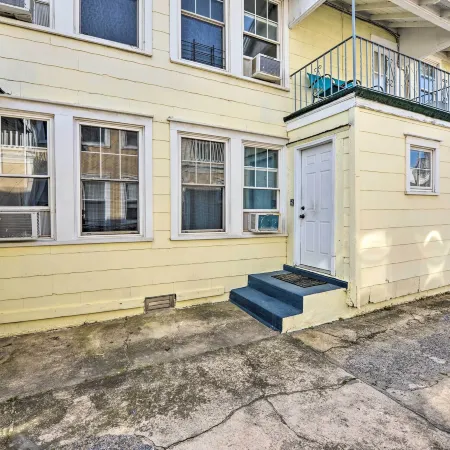 Pet-Friendly Apartment in Wildwood < 1 Mi to Beach