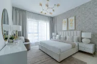 Iconic 2BR in Skycourt Dubailand Hotels near دبي آوتليت مول