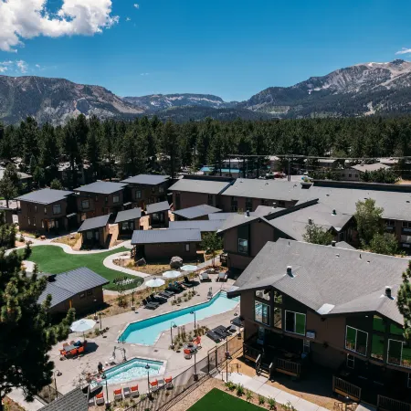 Outbound Mammoth