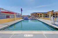 Weslaco Inn Weslaco-Mercedes - Pools