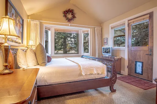 Cozy Ketchum Retreat - Pet Friendly! Hotels in Ketchum