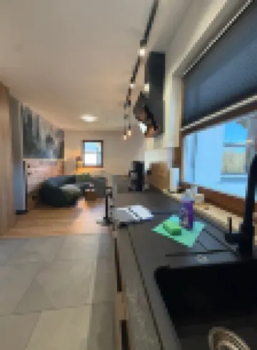 Cozy apartment on a quiet south-facing slope in close proximity to nature 諾伊舍瑙酒店