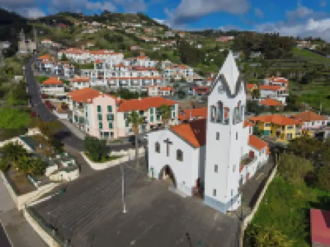 Andrade's Villa by HRM