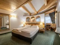 Croce Bianca Leisure & Spa Hotel Hotels in Canazei